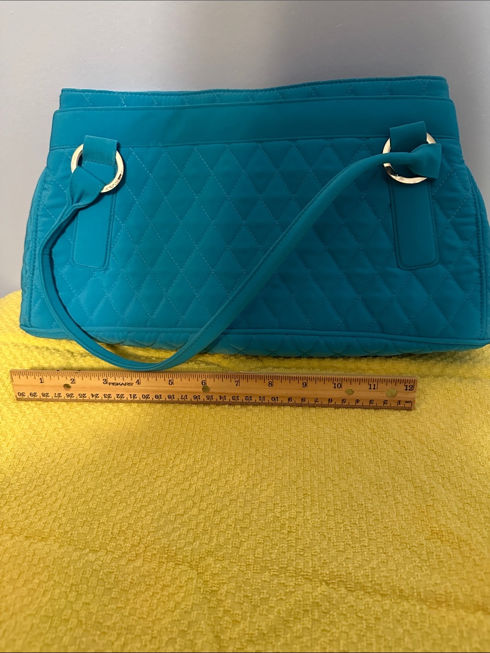 Vera Bradley Blue Quilted Women’s Shoulder Bag - Picture 8 of 9